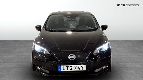Nissan Leaf 8 of 18