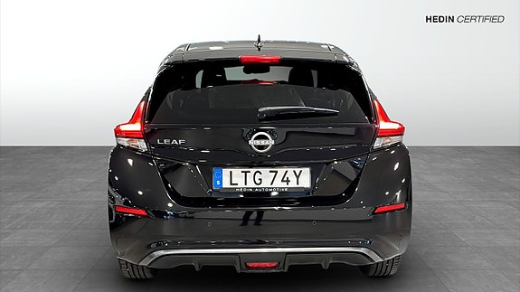 Nissan Leaf 7 of 18