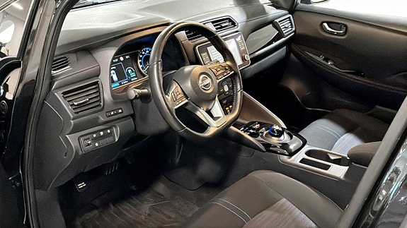 Nissan Leaf 10 of 18