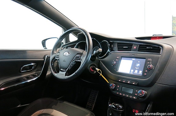 Kia Ceed 9 of 14