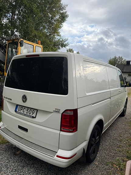 Volkswagen Transporter 6 of 9