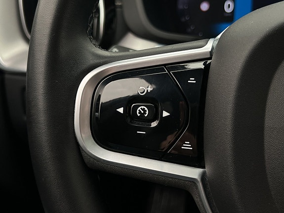 Volvo XC60 28 of 30