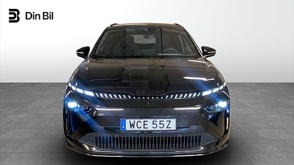 Skoda Enyaq 4 of 12