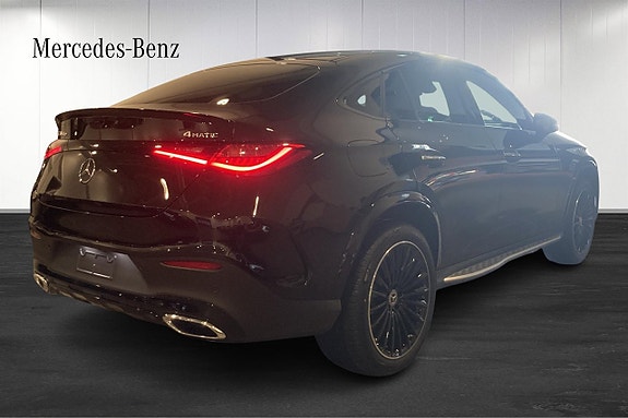 Mercedes-Benz GLC300 de 3 of 17