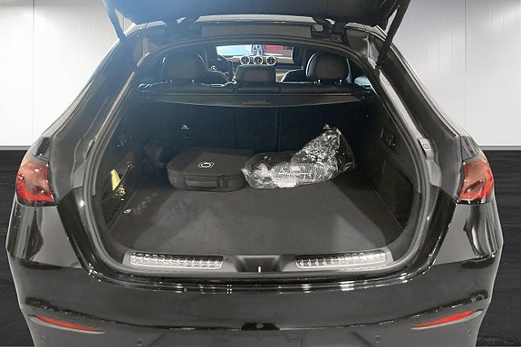 Mercedes-Benz GLC300 de 16 of 17