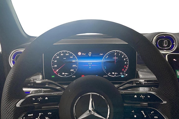 Mercedes-Benz GLC300 de 6 of 17