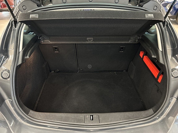 Opel Astra 8 of 19