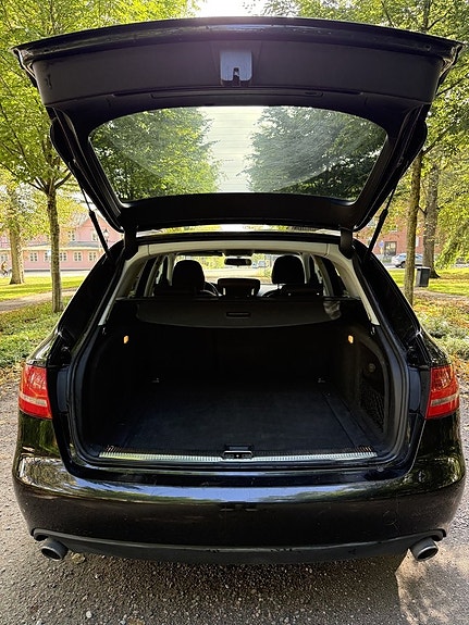 Audi A4 15 of 16