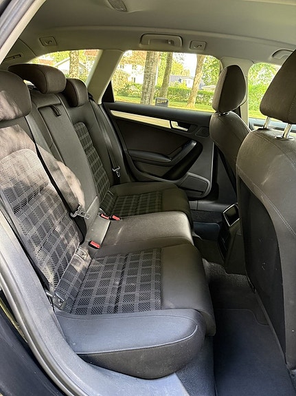 Audi A4 13 of 16
