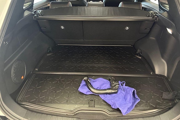 Toyota RAV4 12 of 30