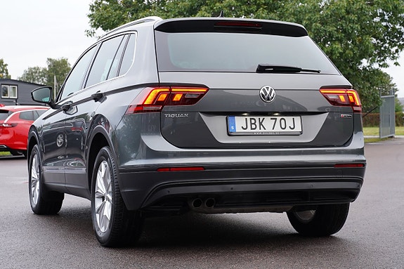 Volkswagen Tiguan 26 of 27