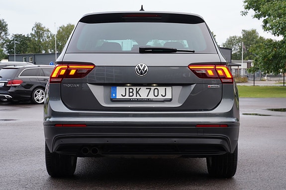 Volkswagen Tiguan 3 of 27