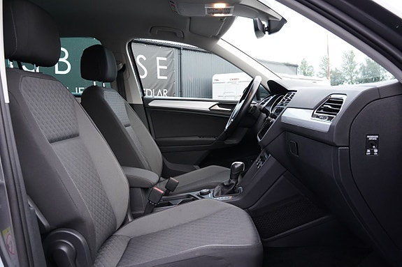 Volkswagen Tiguan 19 of 27