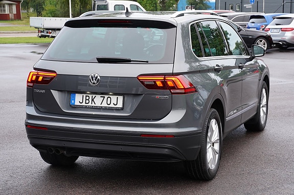 Volkswagen Tiguan 25 of 27