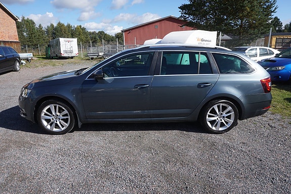 Skoda Octavia 4 of 8