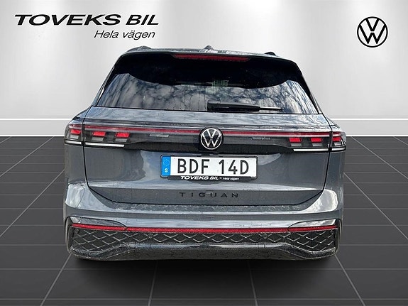 Volkswagen Tiguan 3 of 27