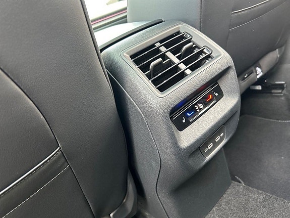 Volkswagen Tiguan 14 of 27