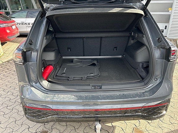 Volkswagen Tiguan 23 of 27