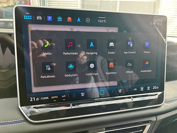 Volkswagen Tiguan 16 of 27