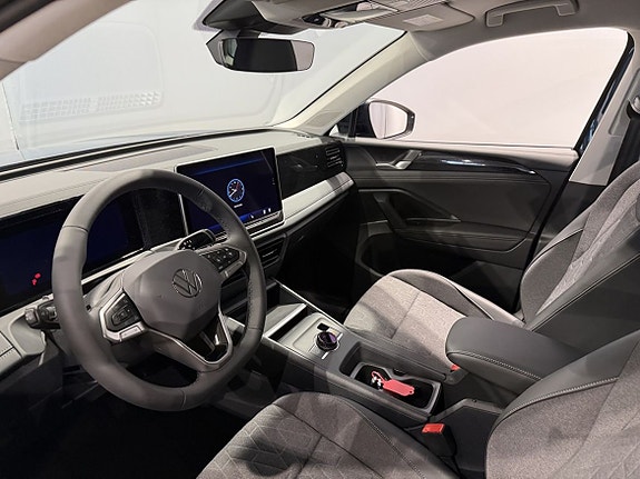 Volkswagen Tiguan 11 of 26