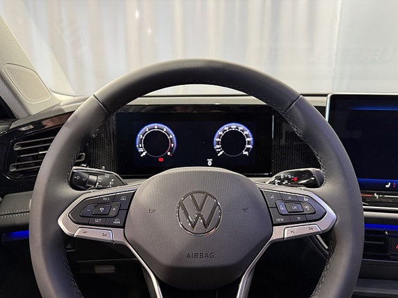 Volkswagen Tiguan 13 of 26
