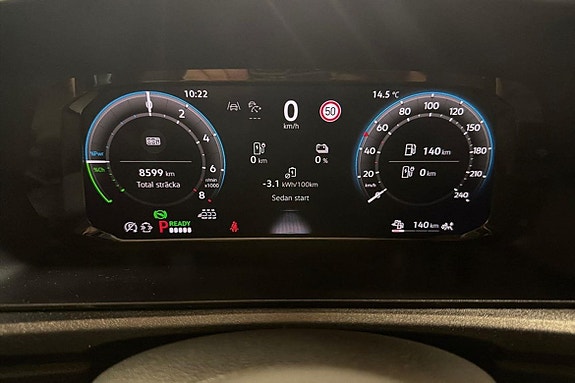Volkswagen Caddy Maxi 12 of 24