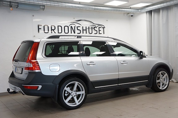Volvo XC70 4 of 23