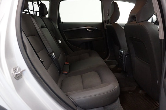 Volvo XC70 11 of 23