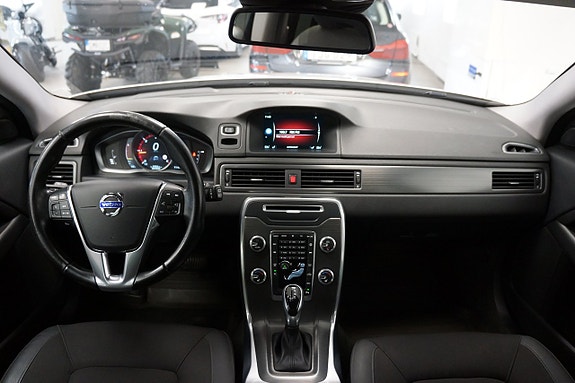 Volvo XC70 8 of 23