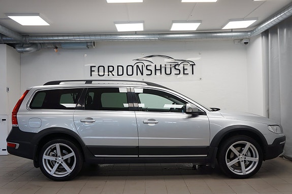 Volvo XC70 3 of 23