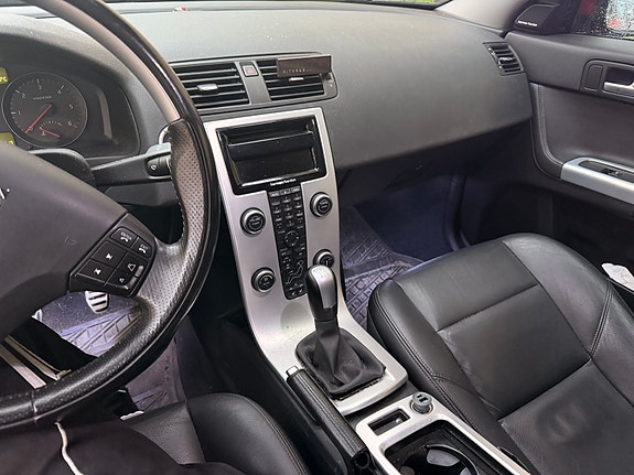 Volvo S40 17 of 20