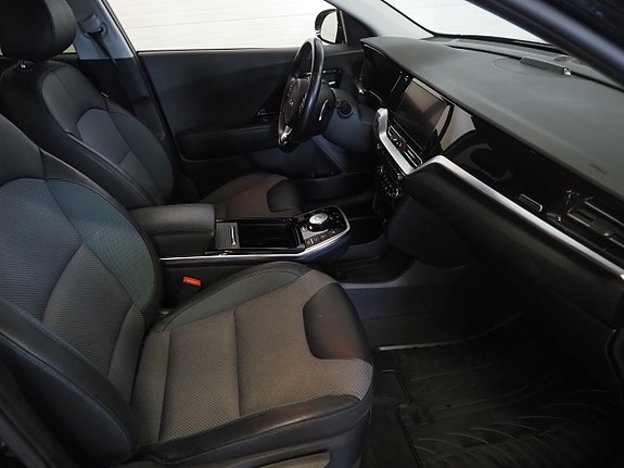 Kia e-Niro 10 of 23