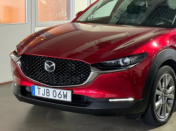 Mazda CX-30 2 of 25
