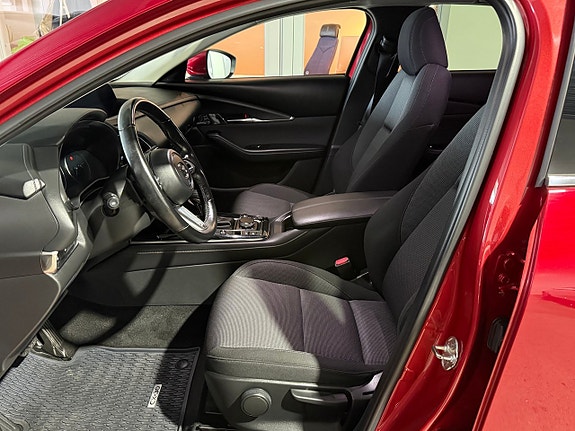 Mazda CX-30 18 of 25