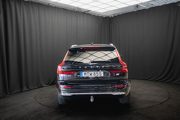 Volvo XC60 8 of 26