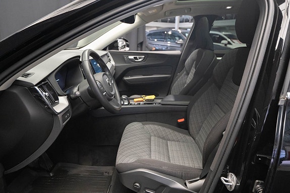 Volvo XC60 19 of 26
