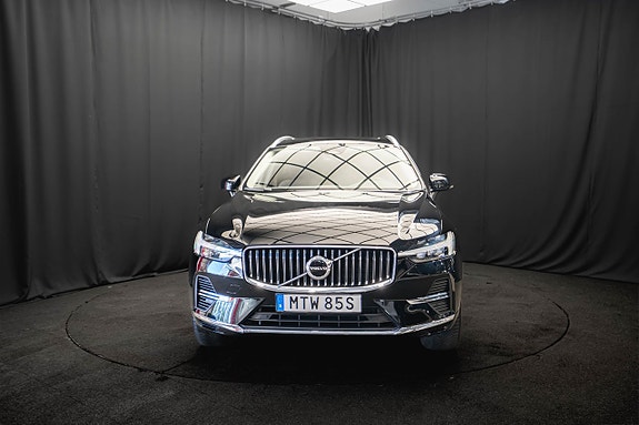 Volvo XC60 4 of 26