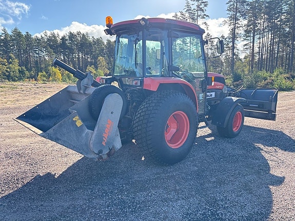 Kompakttraktor KUBOTA L4240 5 of 6