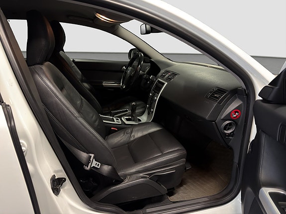 Volvo V50 15 of 18