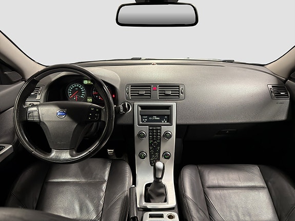 Volvo V50 12 of 18