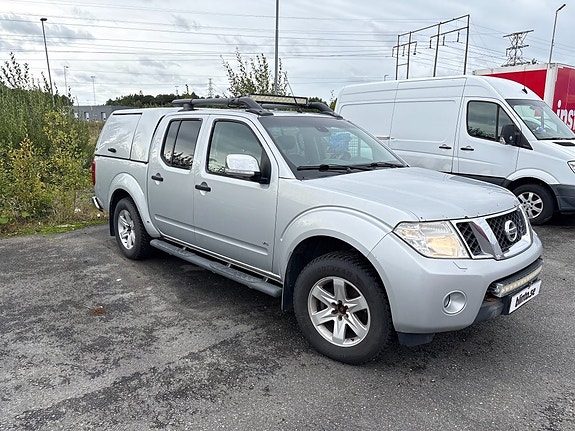 Pickup Nissan Navara NP300 3.0 dCi 4WD 3 of 6