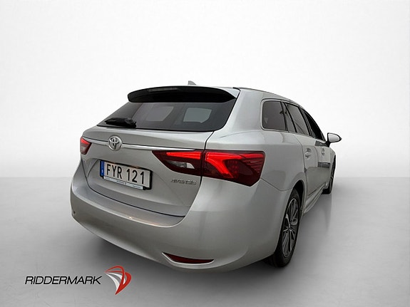Toyota Avensis 8 of 30