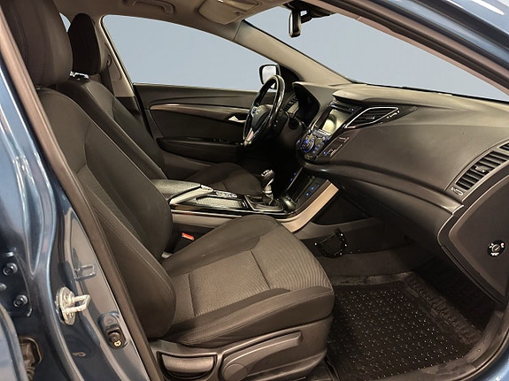 Hyundai i40 10 of 23