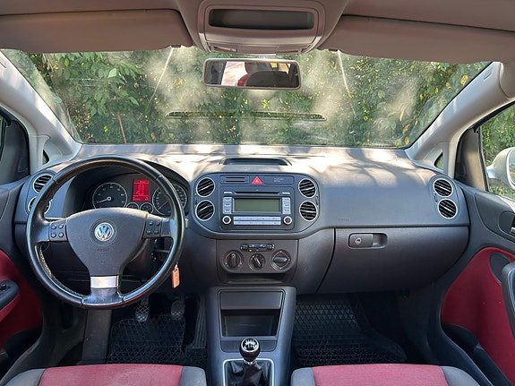 Volkswagen Golf Plus 8 of 10