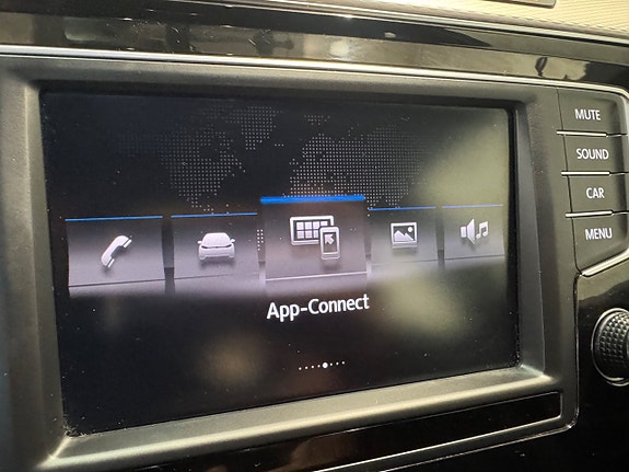 Volkswagen Passat Alltrack 16 of 17