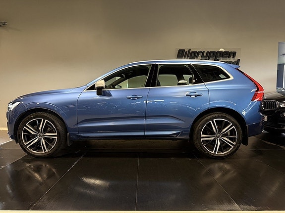 Volvo XC60 2 of 30