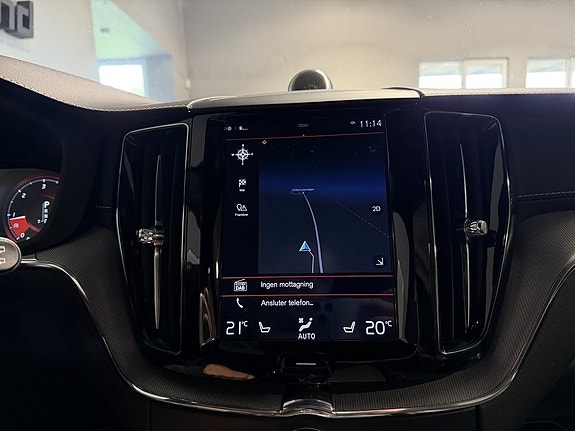 Volvo XC60 23 of 30