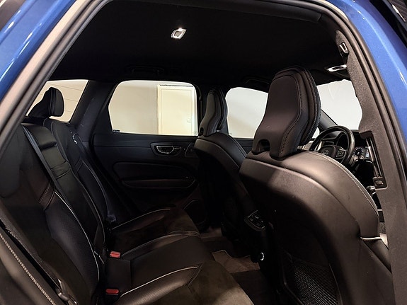 Volvo XC60 21 of 30