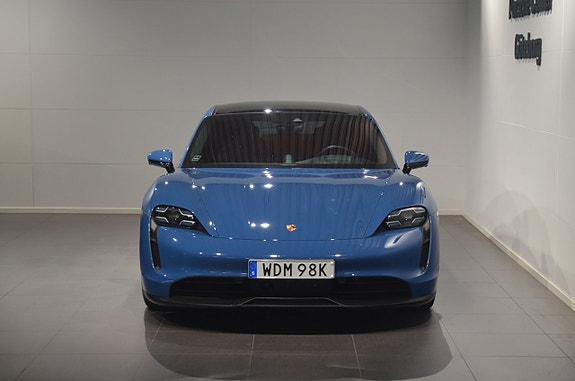Porsche Taycan 4S 3 of 23