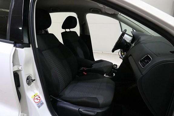 Volkswagen Polo 9 of 20